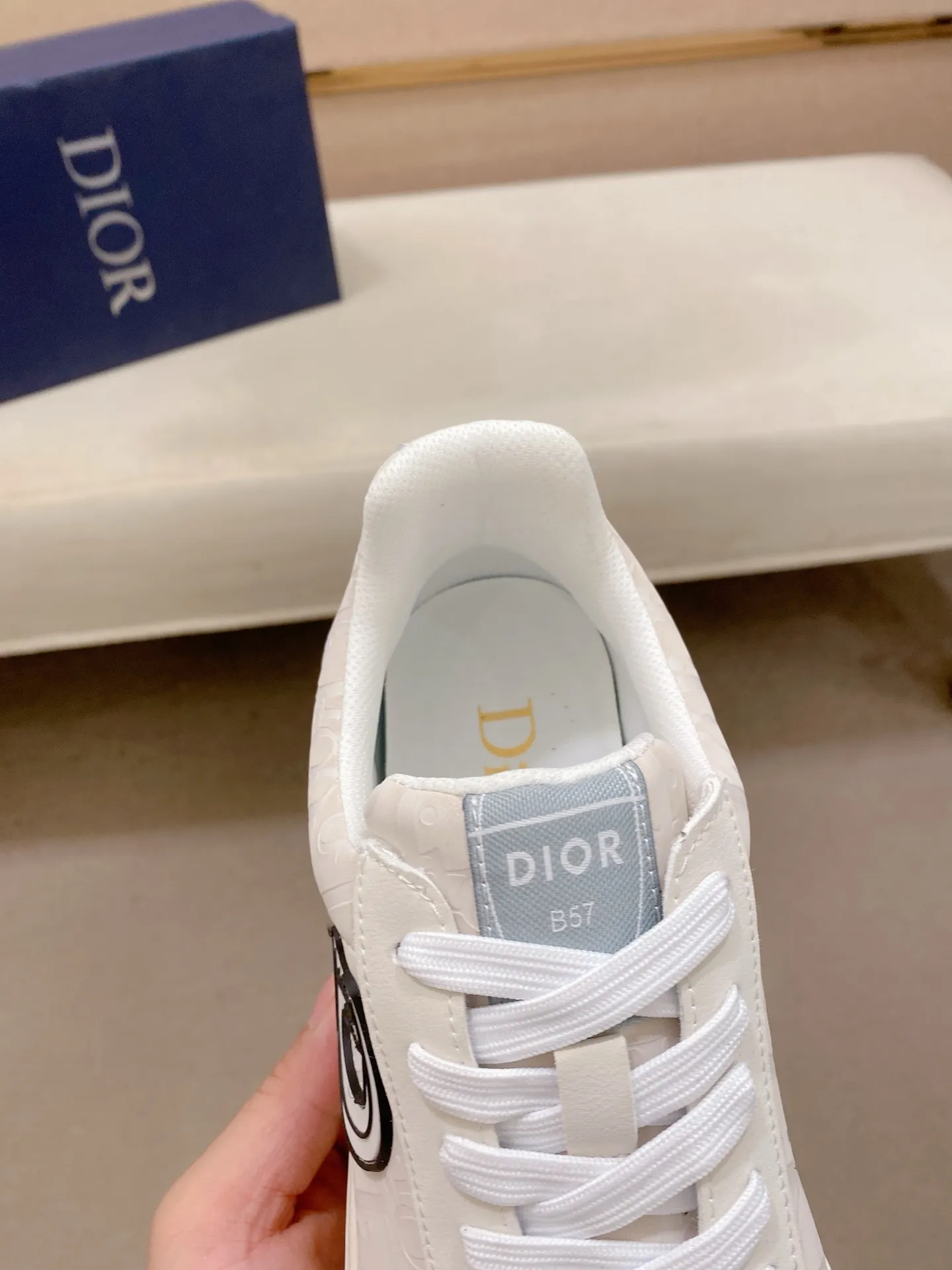 Men's shoes 💰: 400💰 [Dior·Dior] New casual sports style men's shoes, new spring and summer design, perfect workmanship, lace-up lazy style to create wardrobe quality, upper: imported cowhide, sheepskin lining is soft and comfortable, ultra-light TPU wear-resistant outsole, simple, versatile fashion men's shoes, excellent color code number 38--44. (Can be customized for 45 non-refundable)